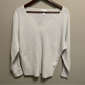 Leith Cream V-Neck Knit Sweater Relaxed Fit